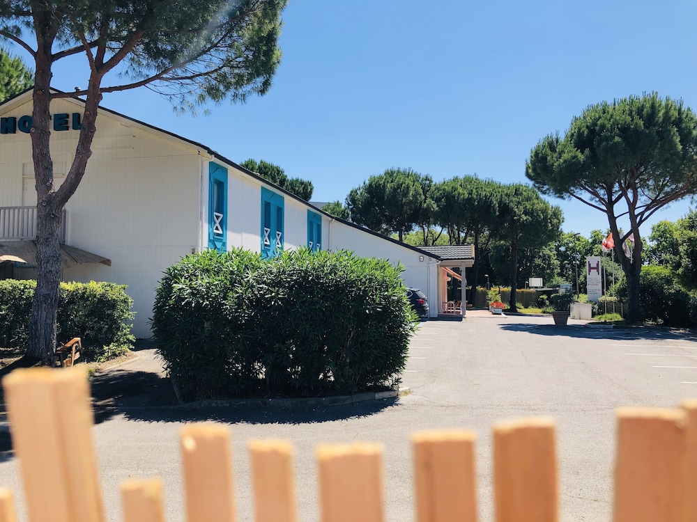 Halt hôtel 46/50