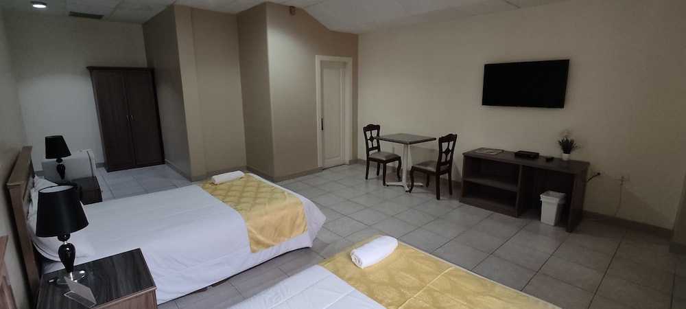 Las Penas Hotel 37/60