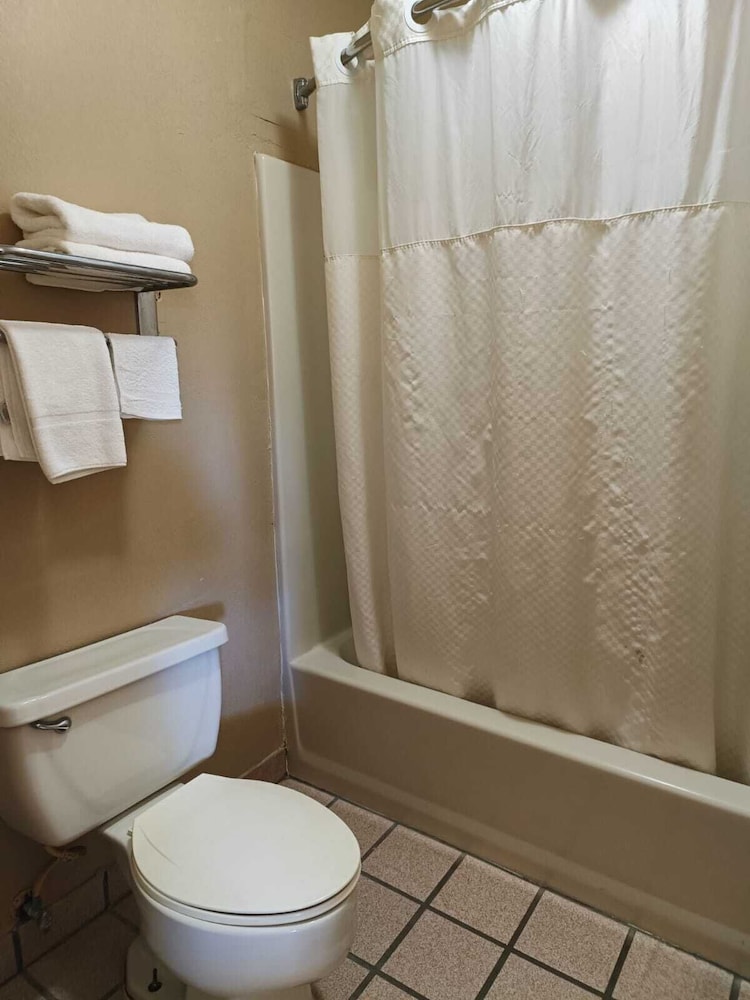 Executive Inn Kilgore North 49/57
