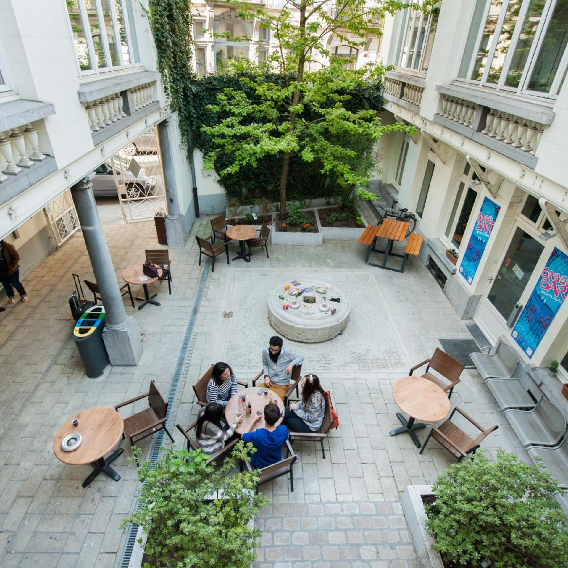 Jacques Brel Youth Hostel 41/48