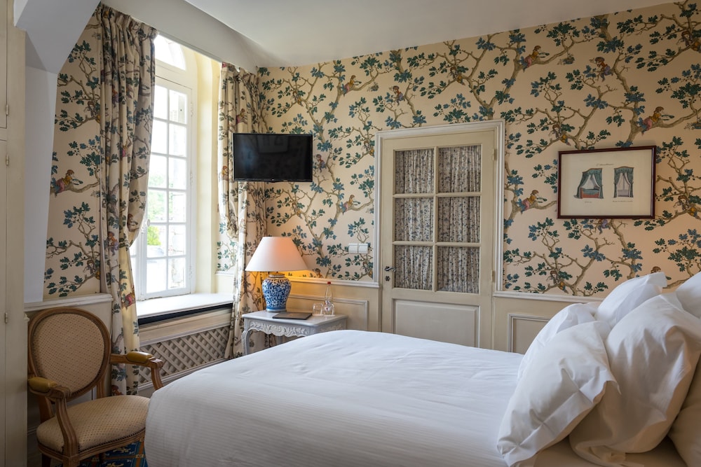 Traditional, Queen Bed, Garden View, Garden Area