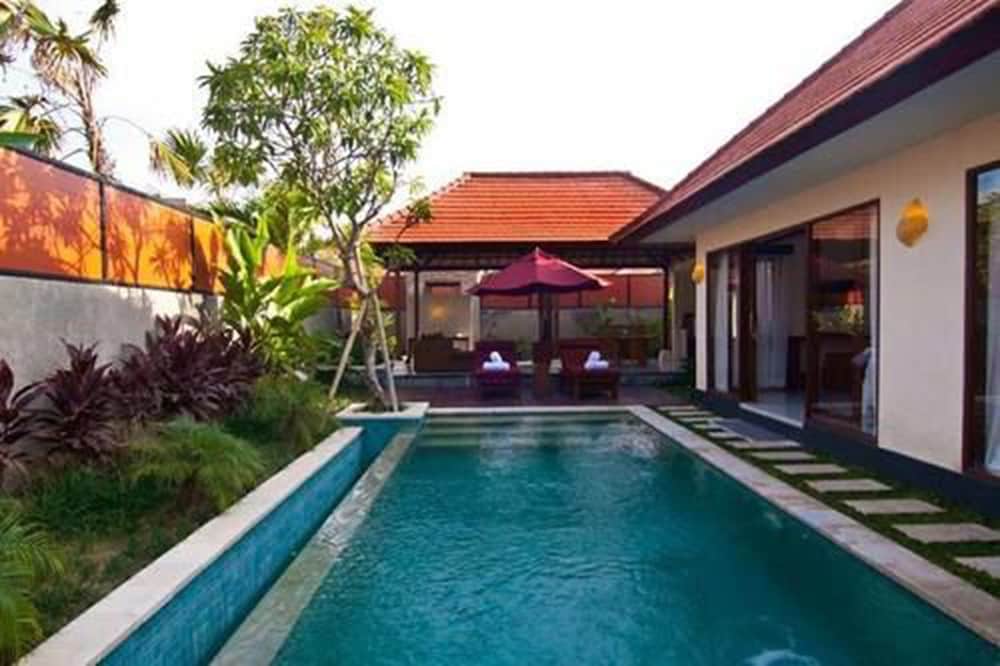 THE AWAN VILLAS 34/44