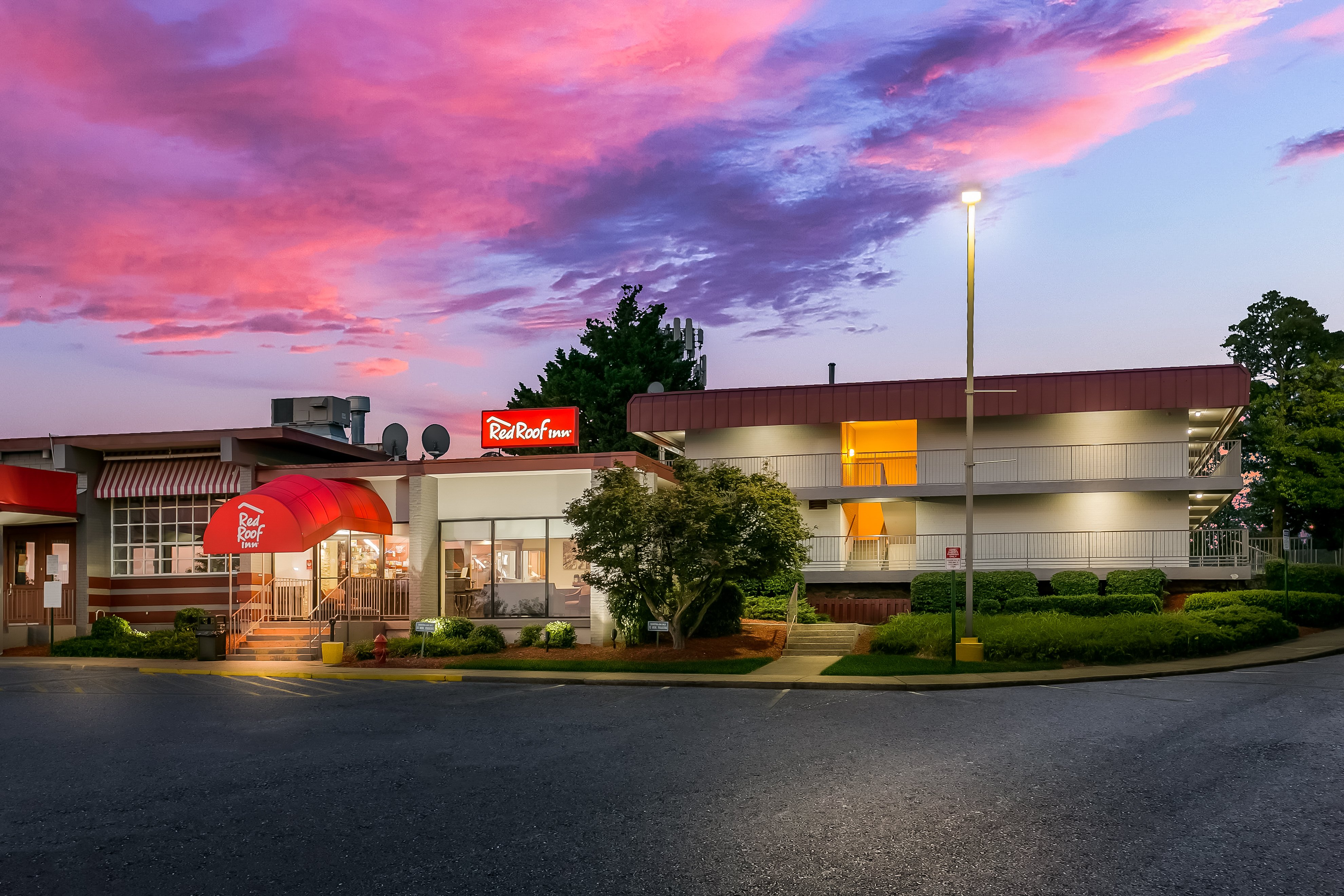 Red Roof Inn Baltimore (ex Days Inn By Wyndham Baltimore West Security Blvd) 7/20