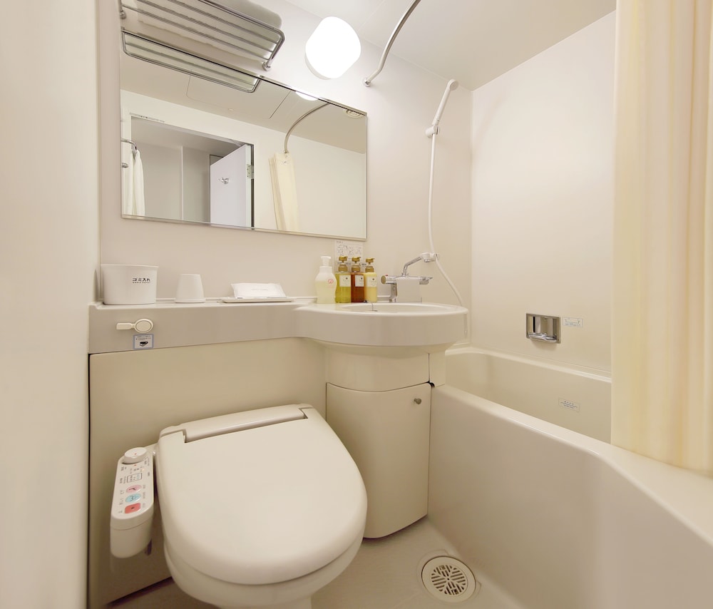 Keio Presso Inn Kudanshita 62/63