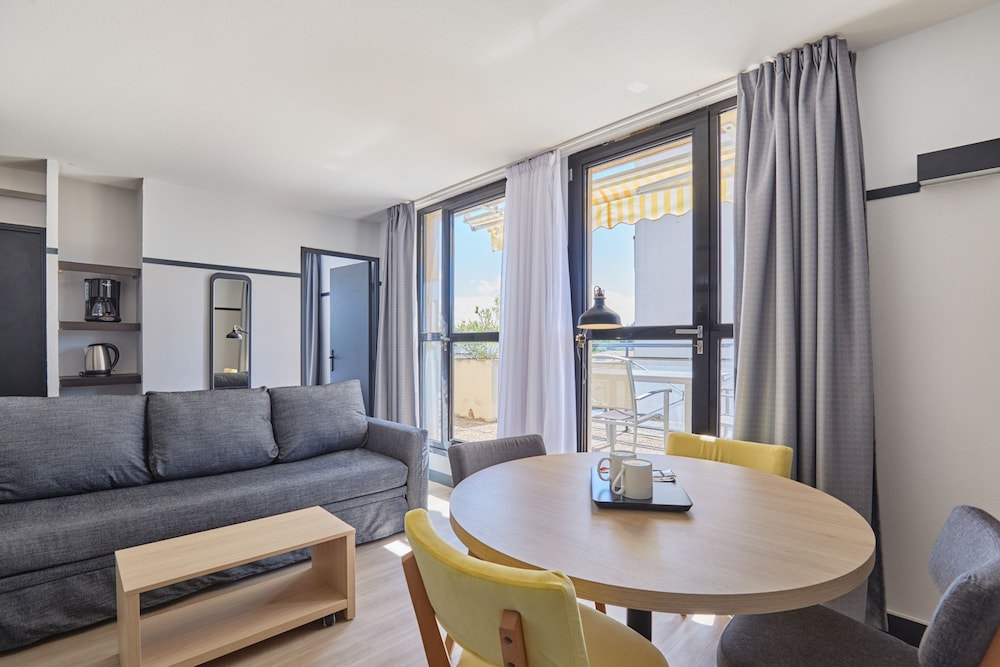 Appart hotel Odalys City Aix en Provence Centre Rotonde 24/48