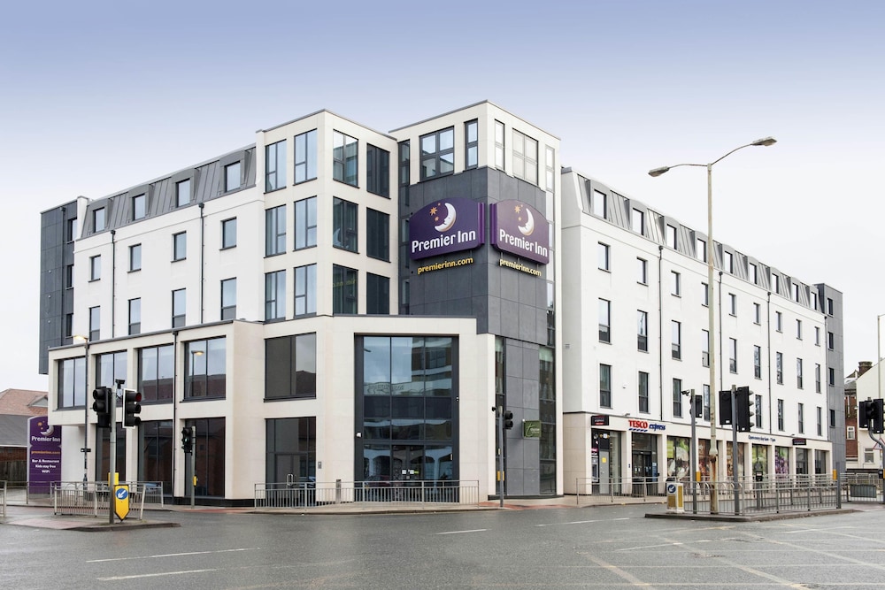Premier Inn Canterbury City Centre 38/46