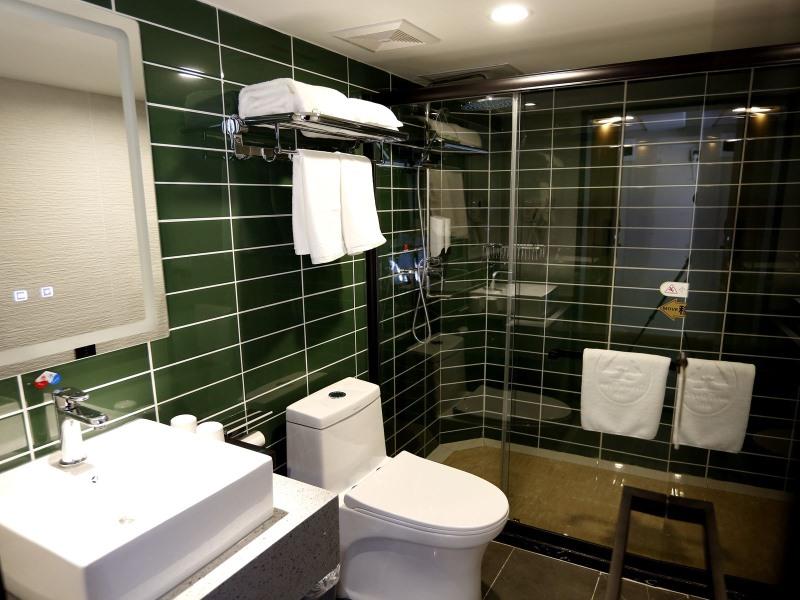Green Tree Inn Beijing Xicheng District Dashilan Express Hotel 14/17