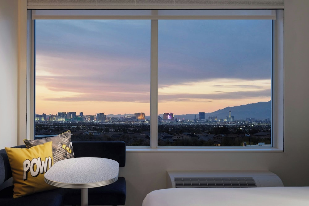 Aloft Henderson 18/24
