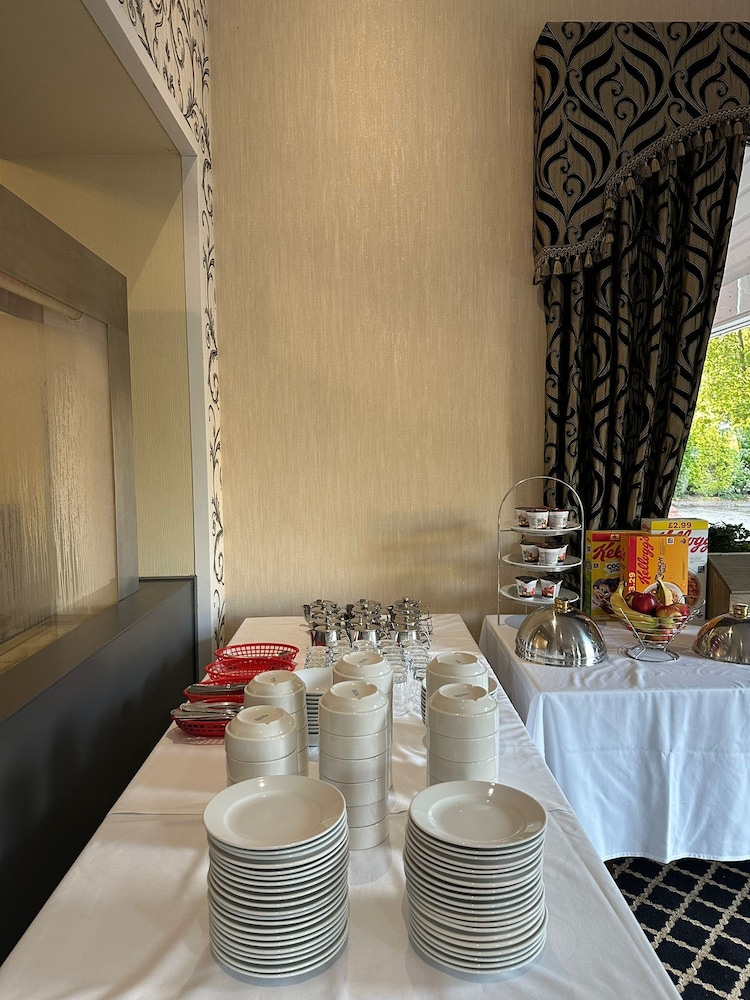 Carlton Park Dj Hotels And Resorts 19/23