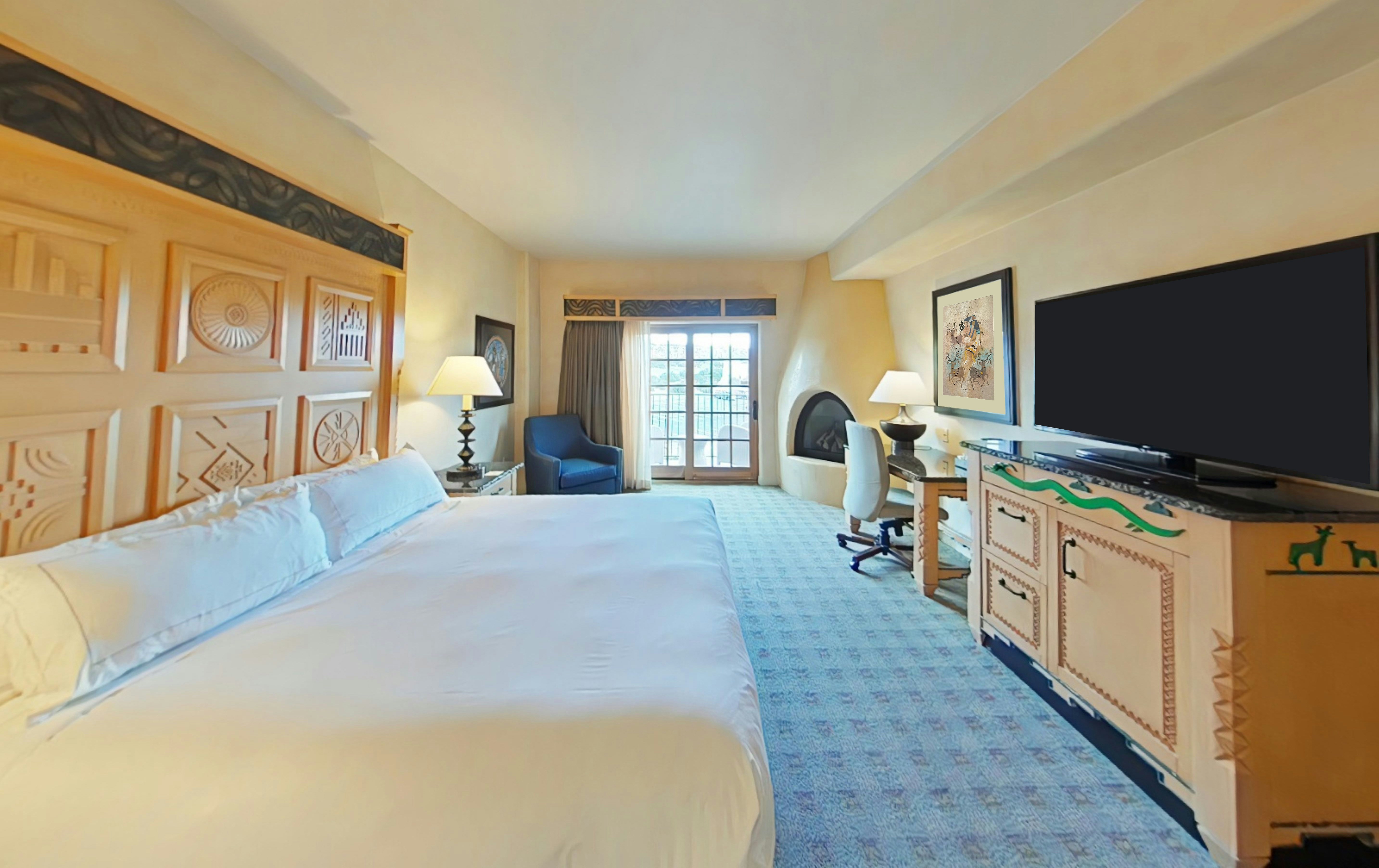 ROOM, KING BED