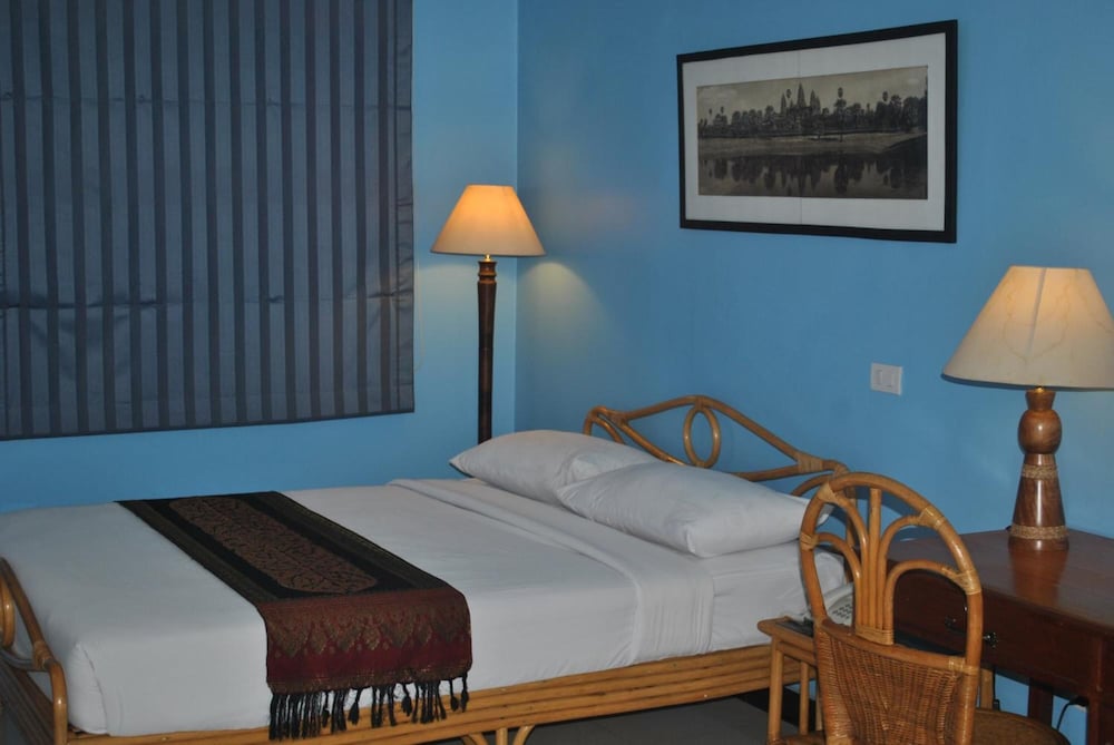 Smile Inn Hotel 32/62