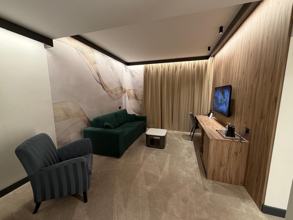 Hotel Turist 37/49