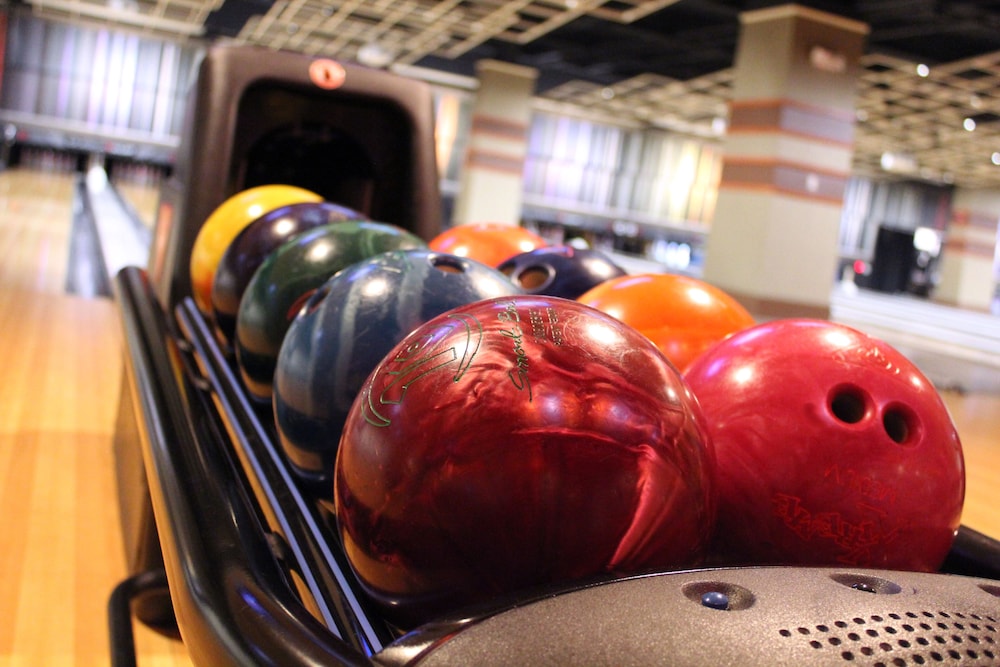 Hyatt Place at The Hollywood Casino Pittsburgh South 32/60