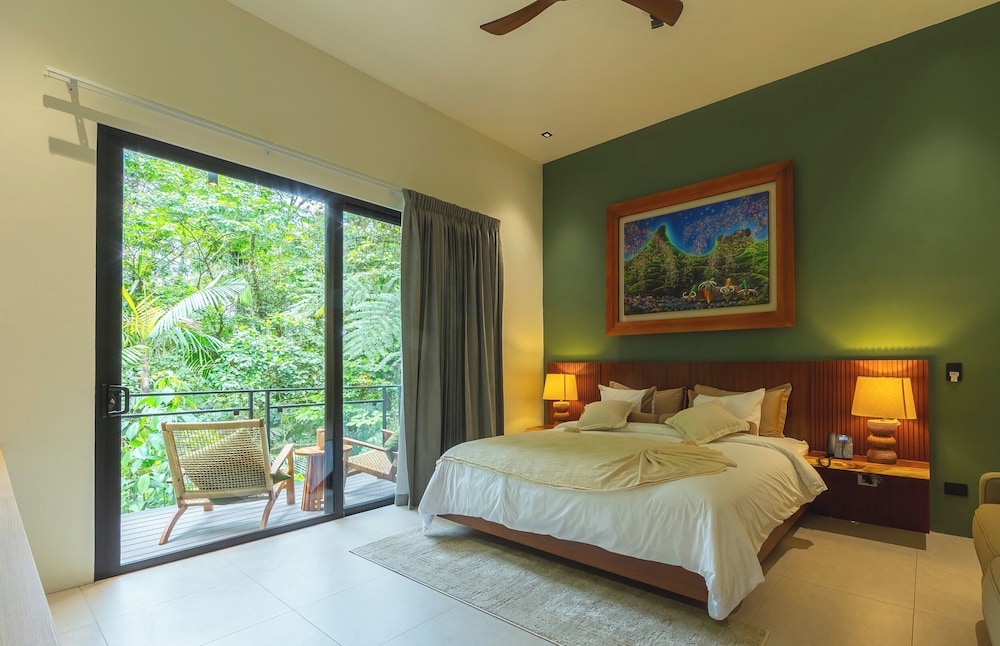 ARENAL KIORO SUITES AND SPA 11/71