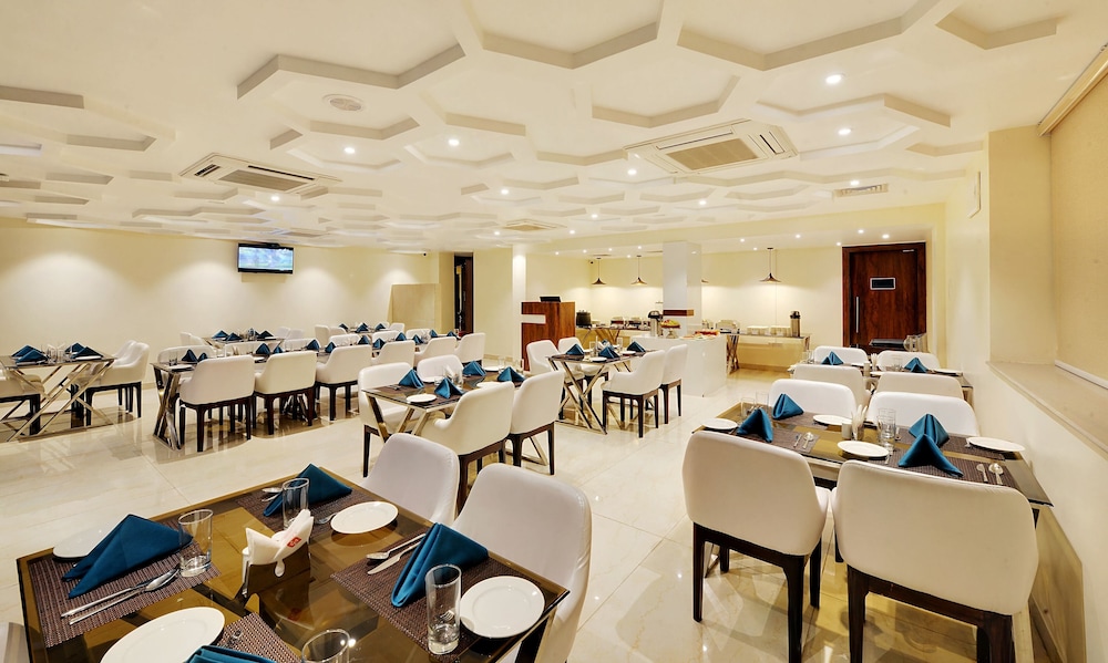 Mastiff Select Gulbarga Hotel 45/49