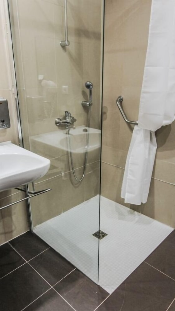 Hotel Melius 36/39