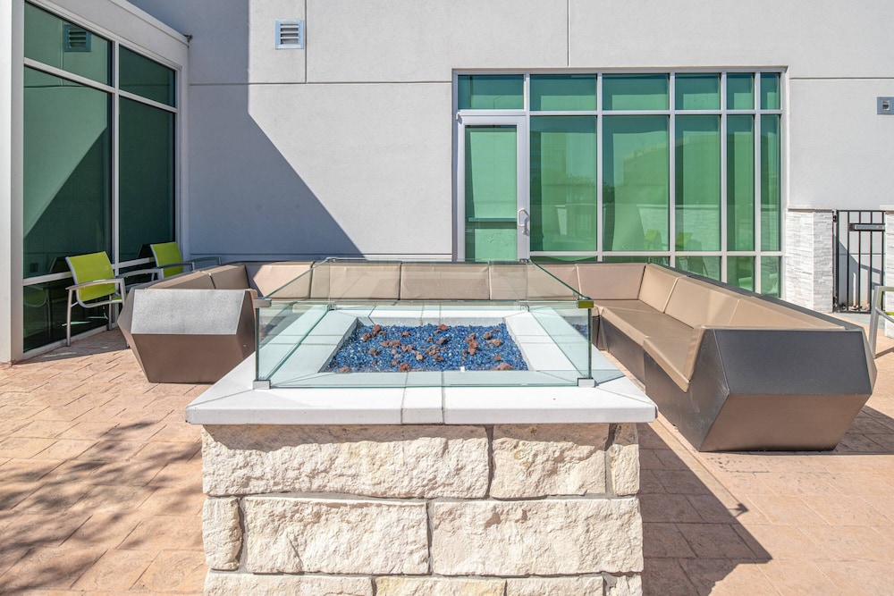 SpringHill Suites by Marriott Dallas Central Expressway 12/15