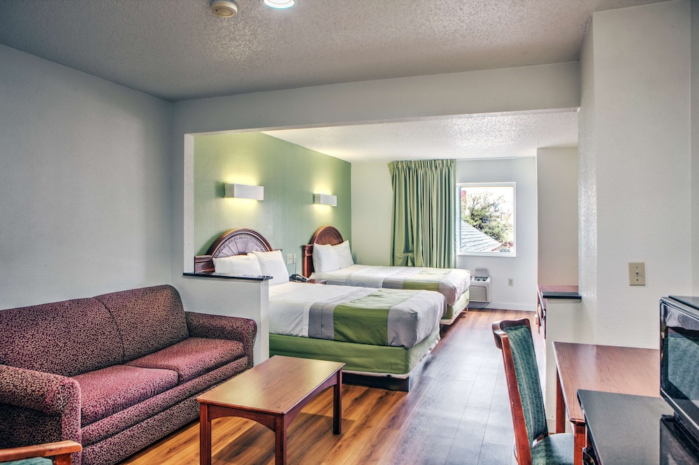 Motel6 Dallas, TX - Northwest 32/50