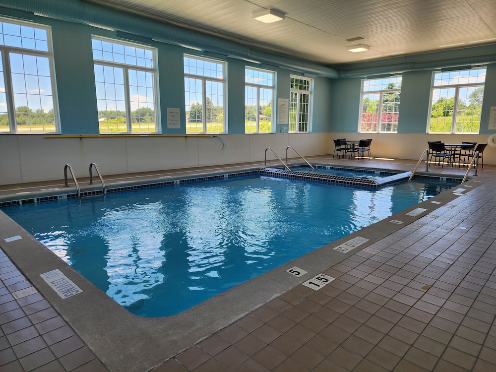 swimming pool spa