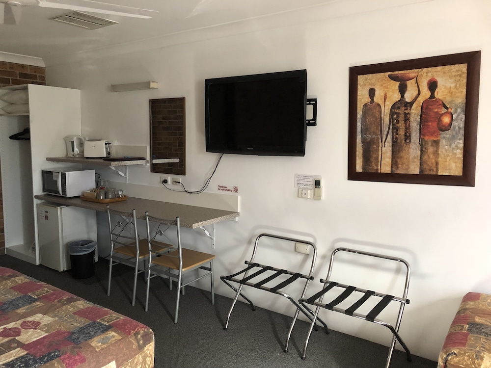 Golden Grain Motor Inn 48/62