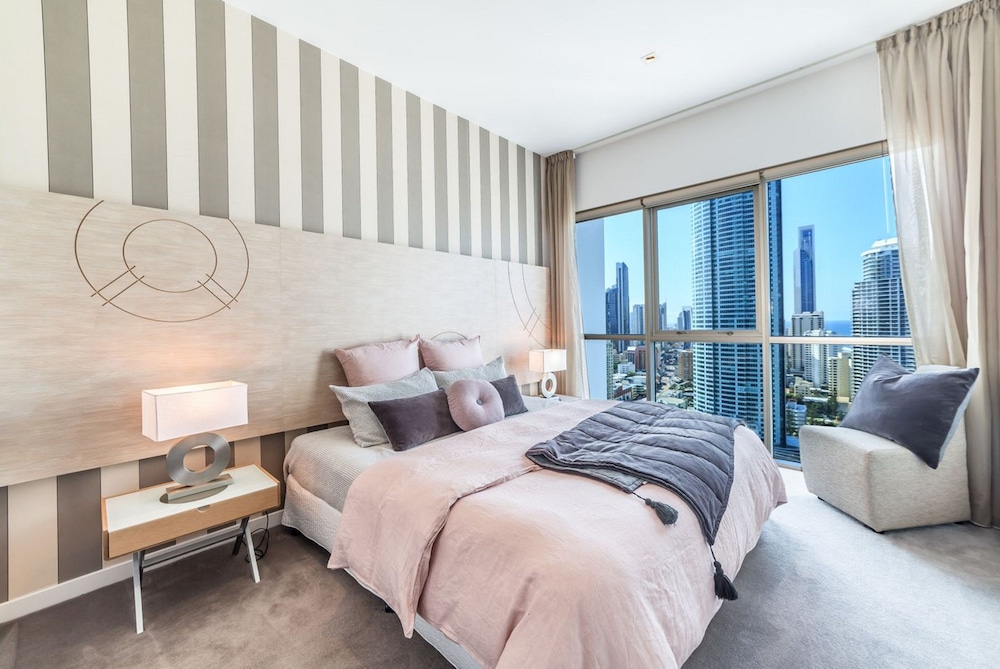 Artique Surfers Paradise 18/74