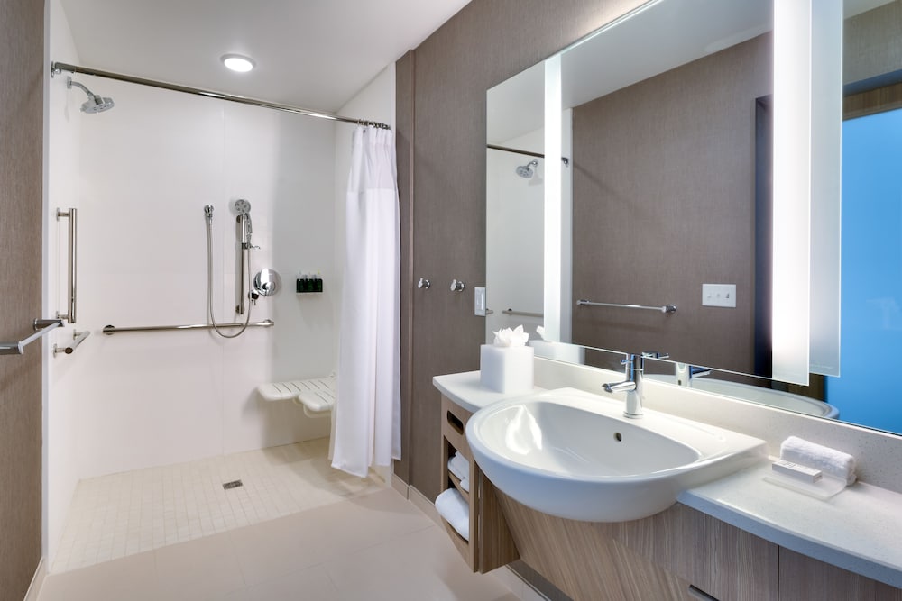 SpringHill Suites by Marriott Cottonwood 43/47