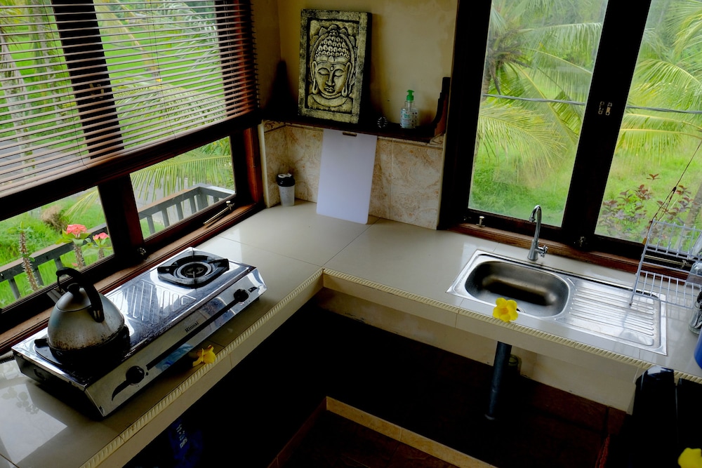Dukuh Village Homestay & Villas 11/72
