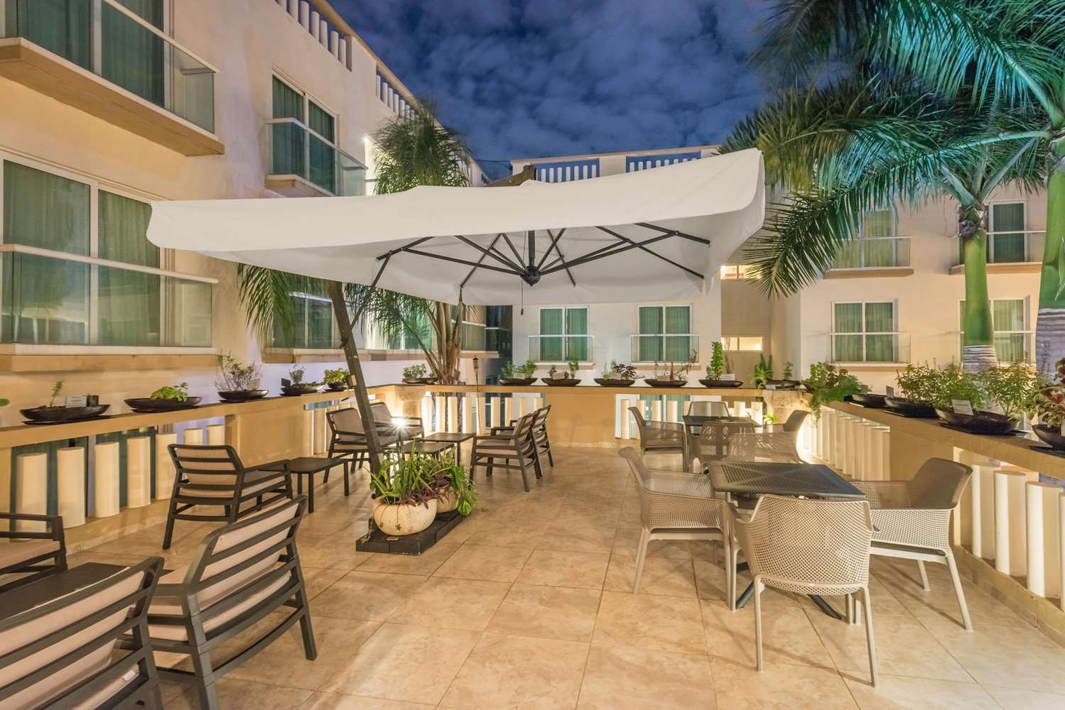 WYNDHAM MERIDA 43/58