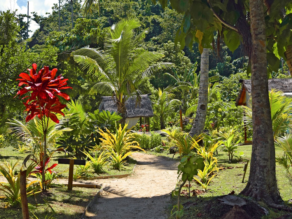 Maqai Beach Eco Resort 37/46