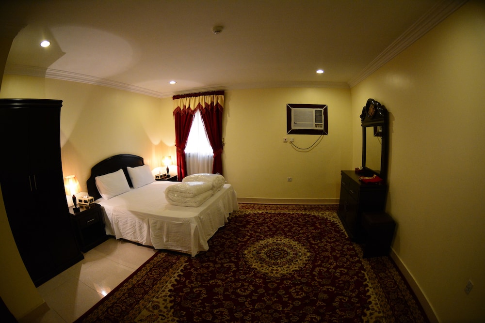 Al Eairy Furnished Apartments Dammam 3 21/40