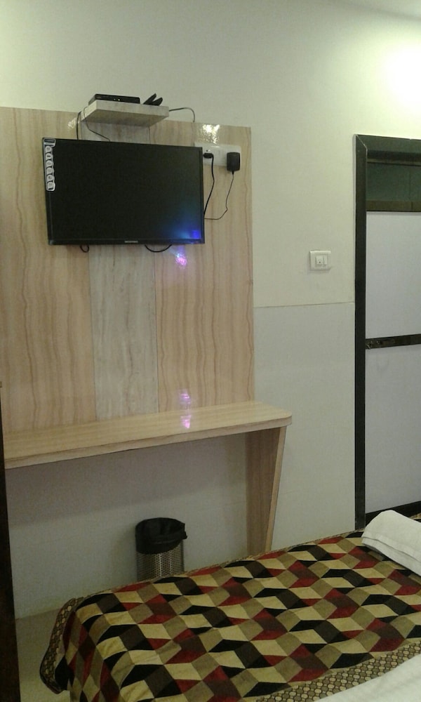 Kf Residency 46/50