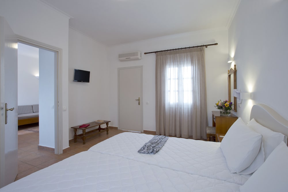 Alexandra Hotel 8/63