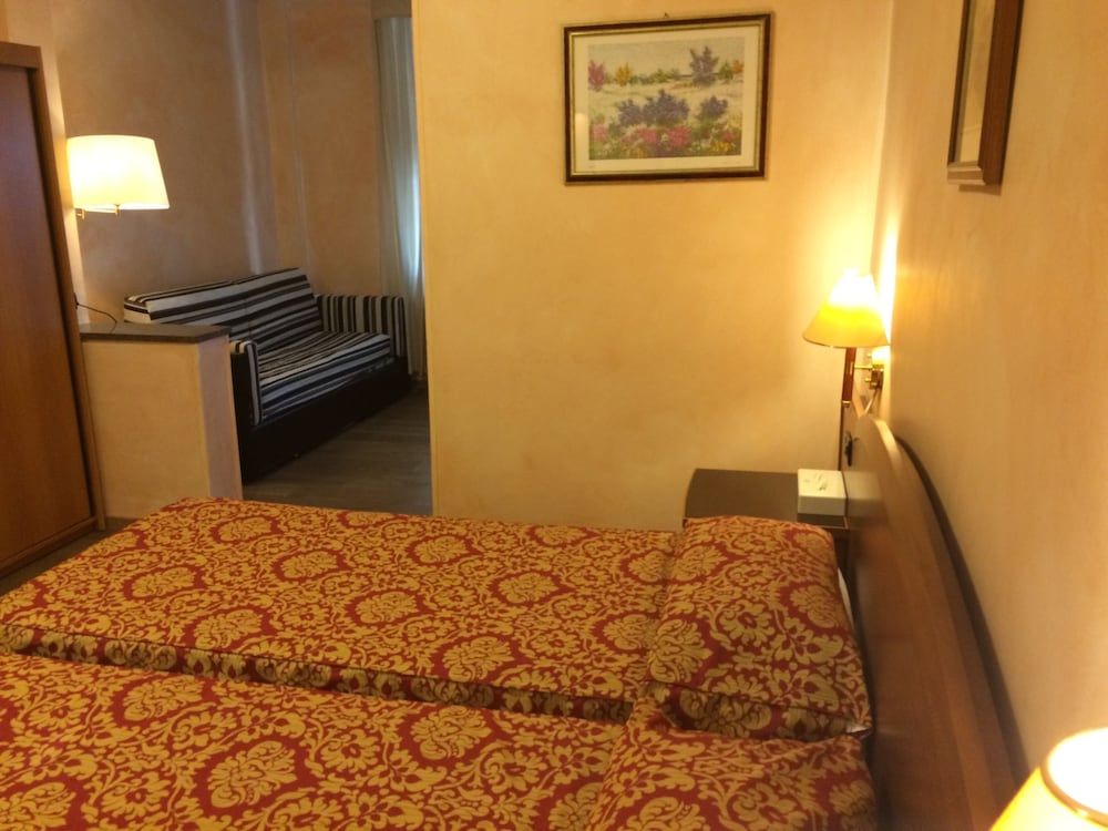 Hotel Coccodrillo 38/68