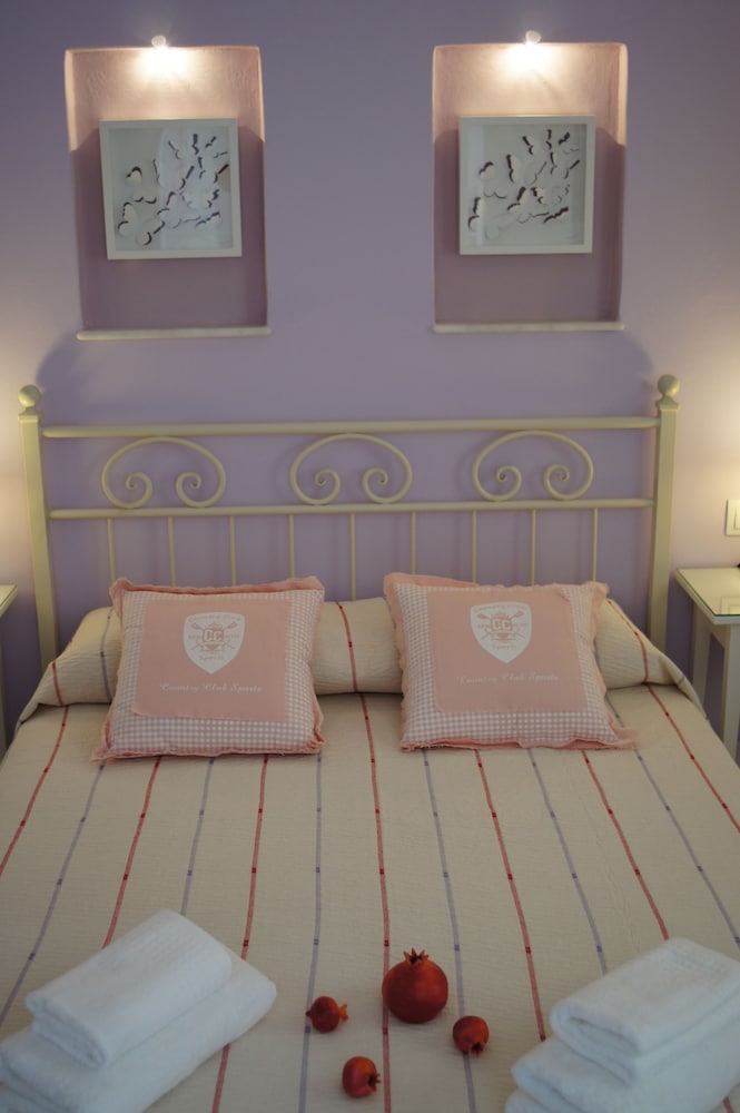 Hotel Cyclades 44/61