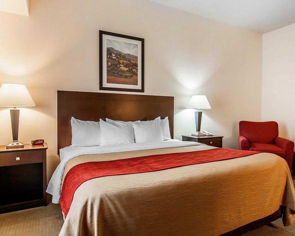 Comfort Inn and Suites Creswell 17/45