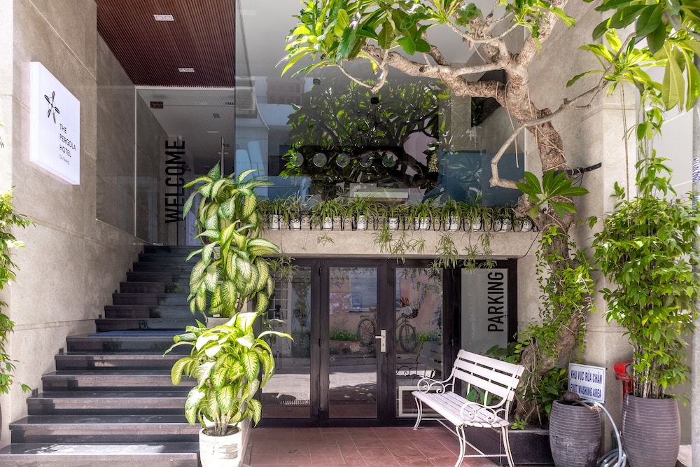 Pergola Design Hotel 5/73