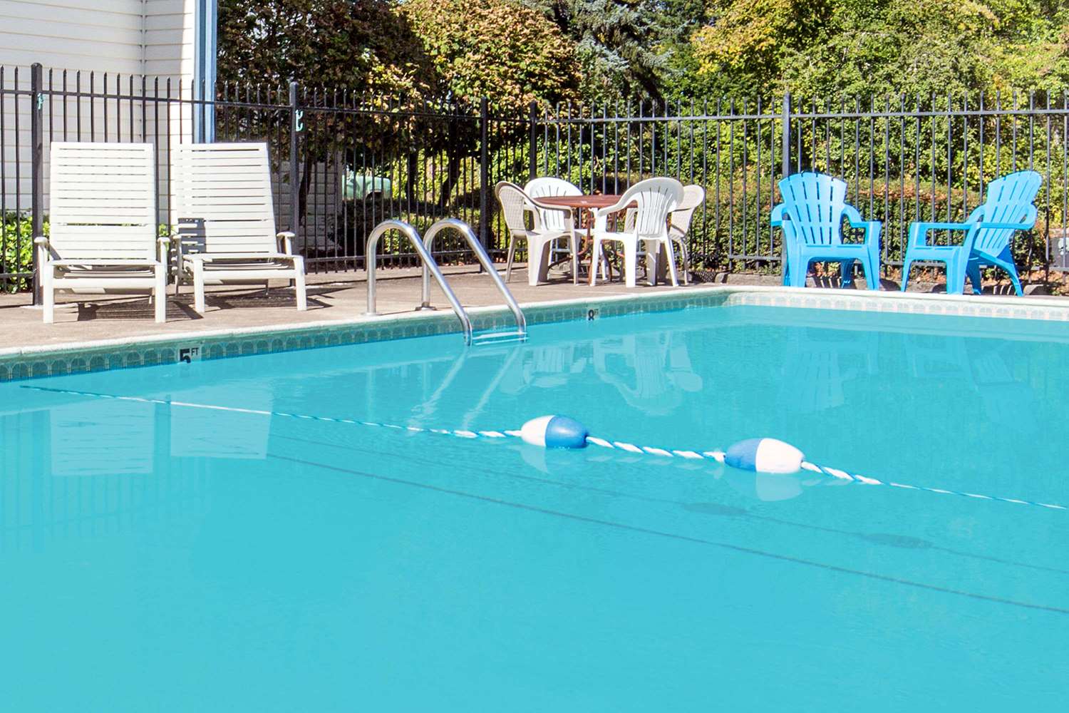Days Inn Corvallis 13/18