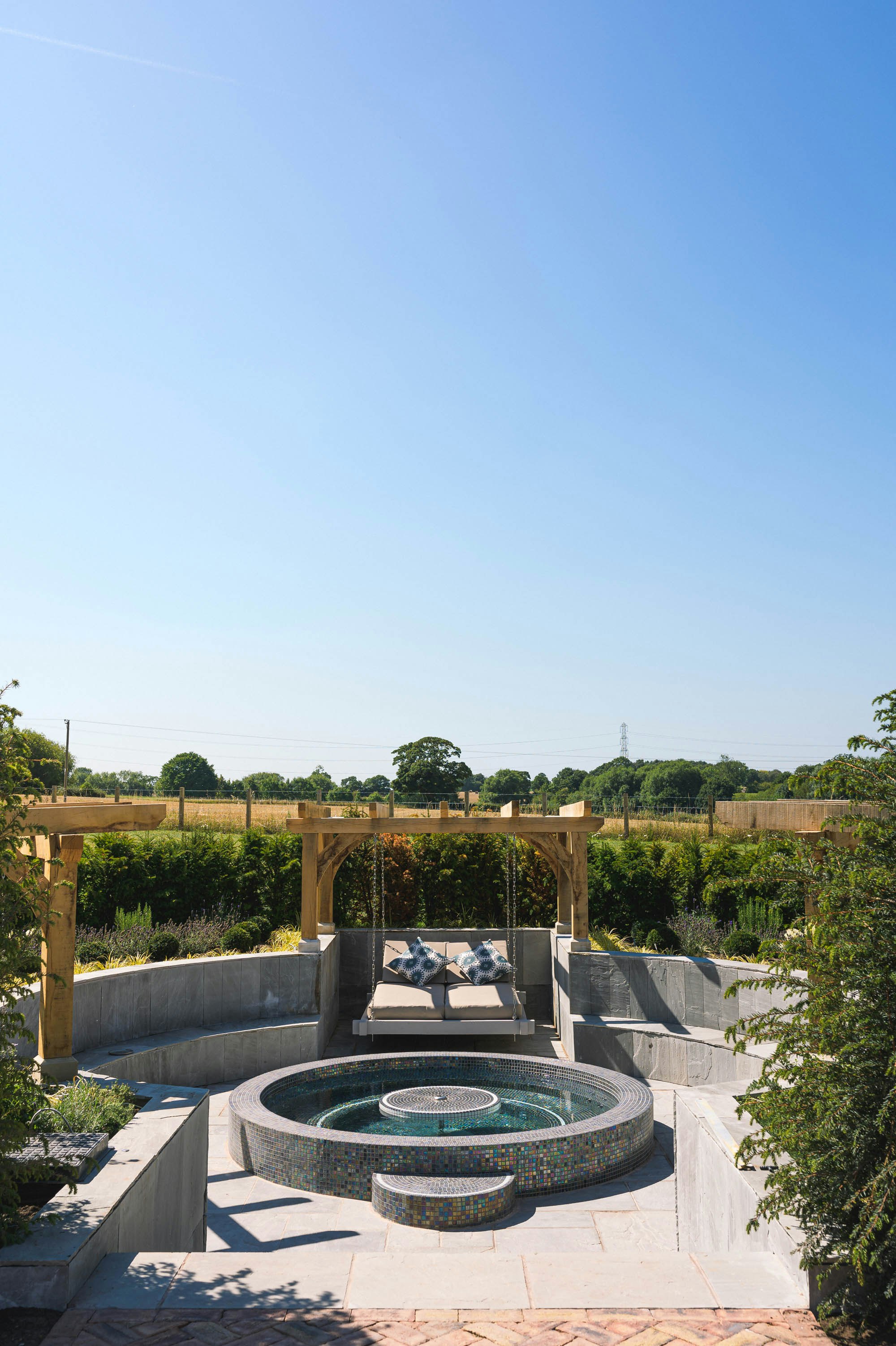 Manor House Hotel 45/48
