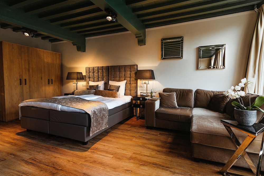Steenhof Suites 8/50