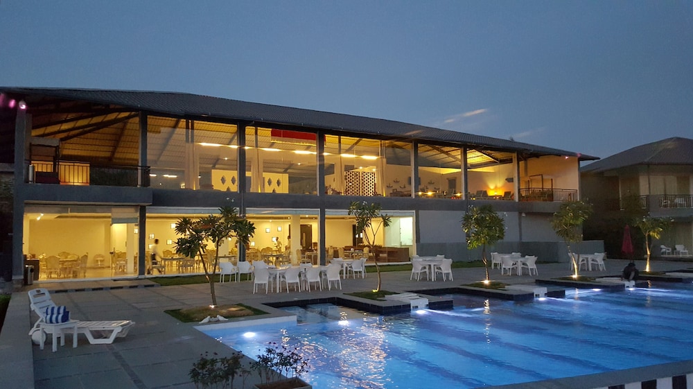 Tatsaraasa Resort and Spa Udaipur 1/40