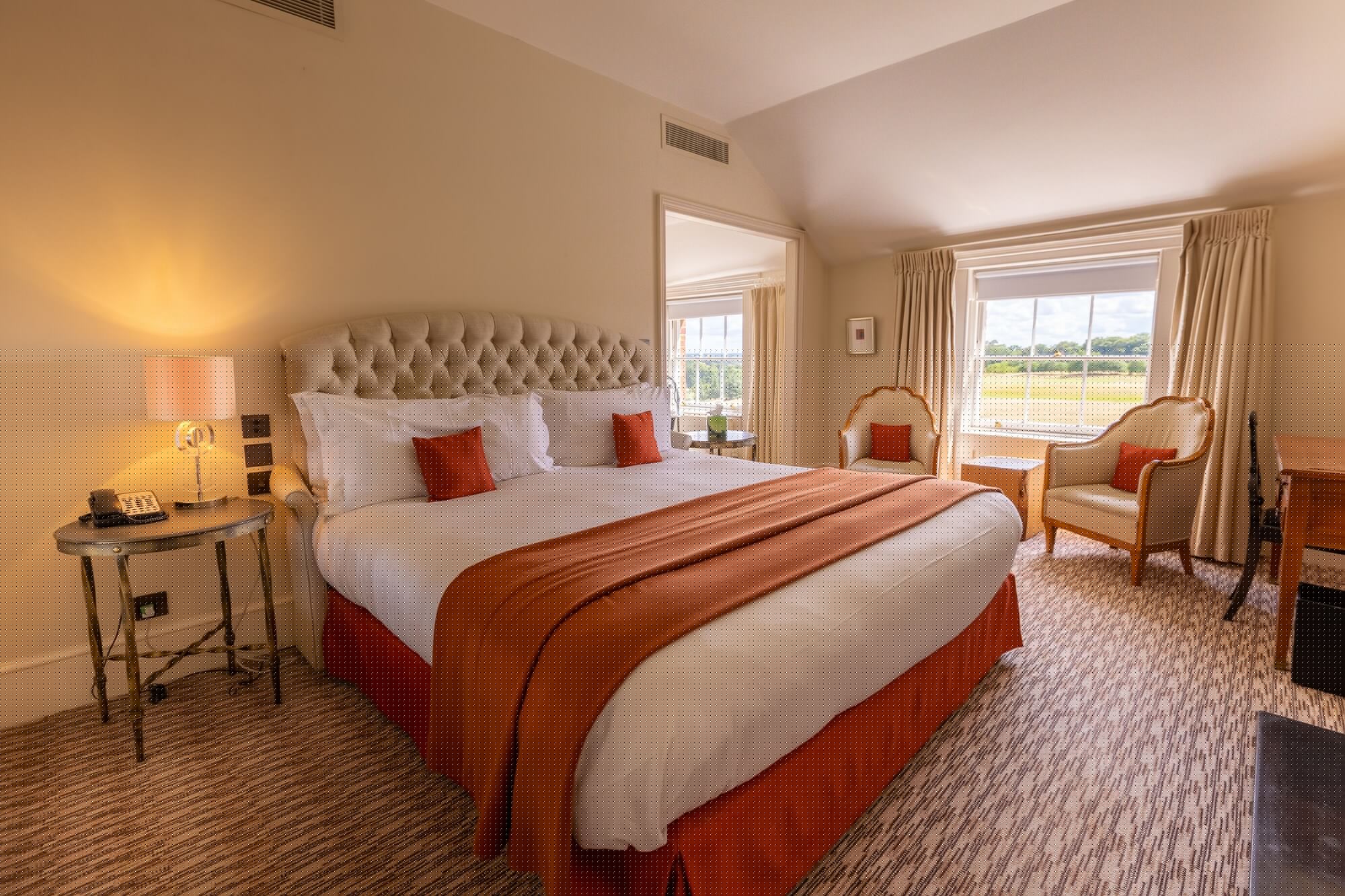 Superior, Mansion, King Bed