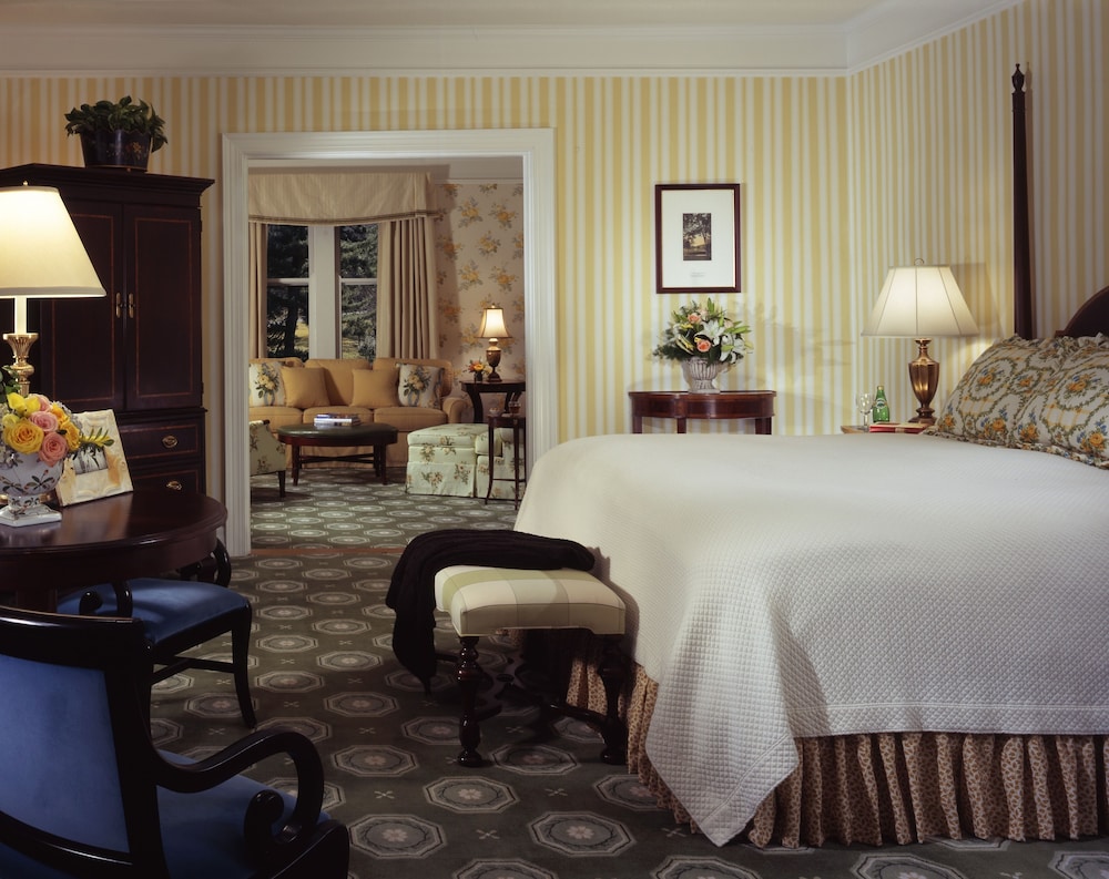 The Omni Homestead Resort 33/92