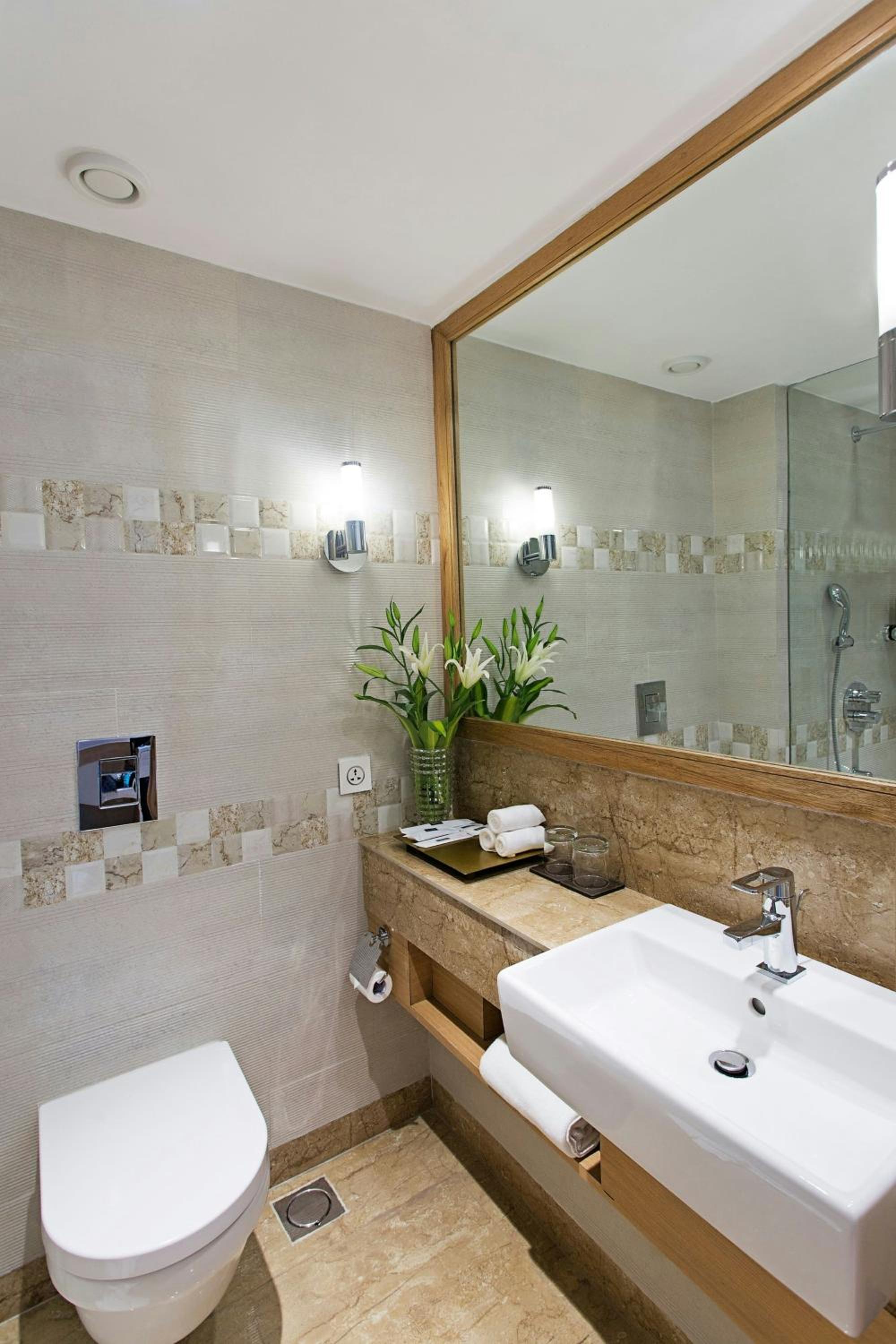 Guest Room, Twin Beds, City View, High Floor, Fairfield By Marriott Lucknow 3/5
