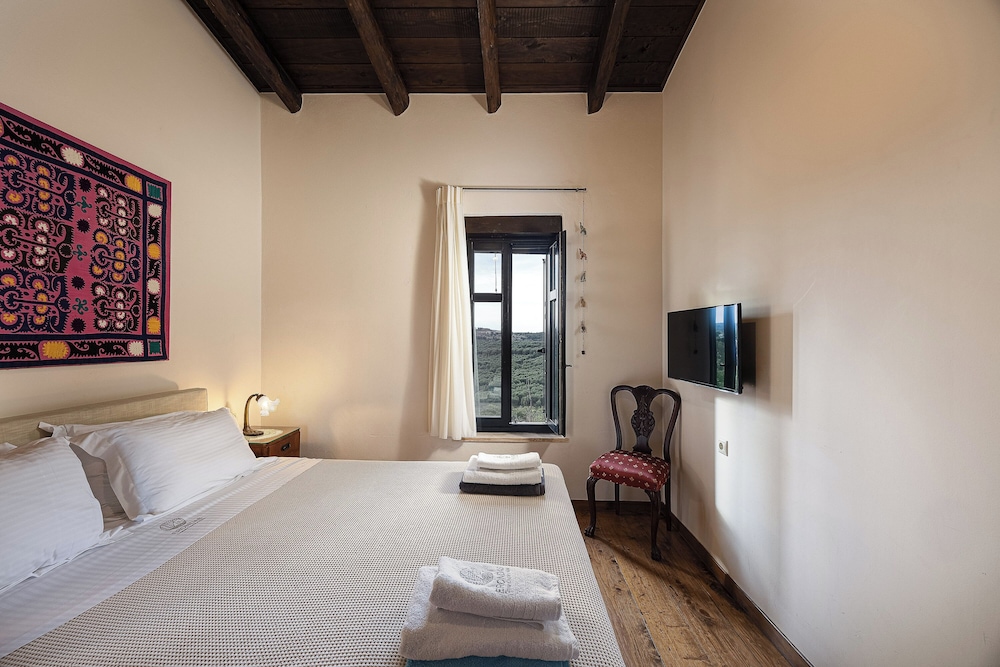 Erondas Cretan Country Villas 15/50