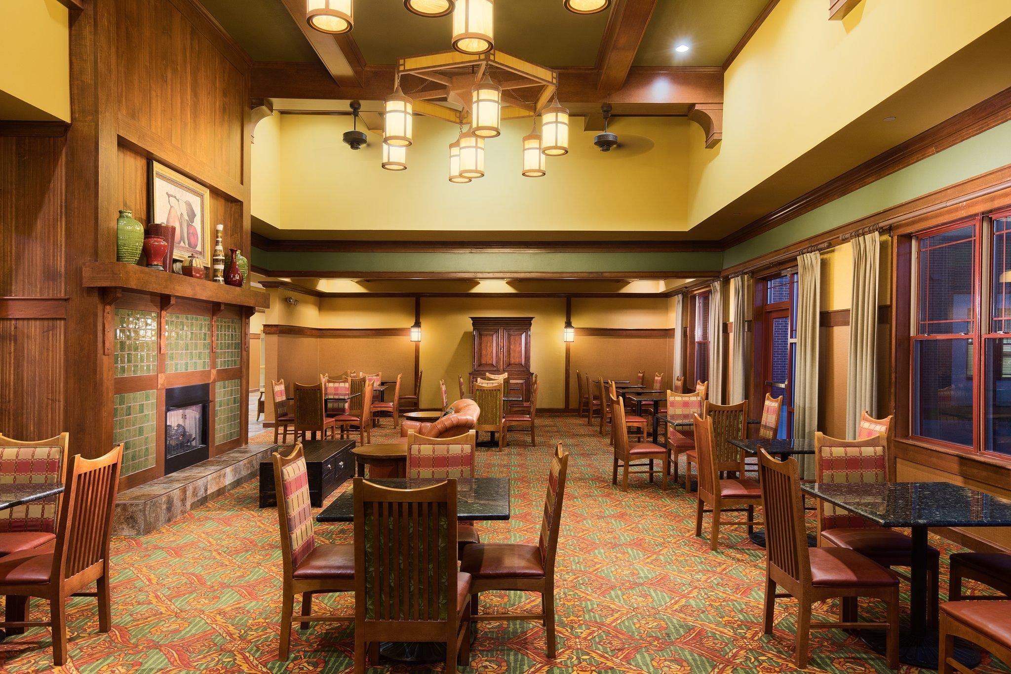 Country Inn & Suites by Radisson, Springfield Downtown 12/14