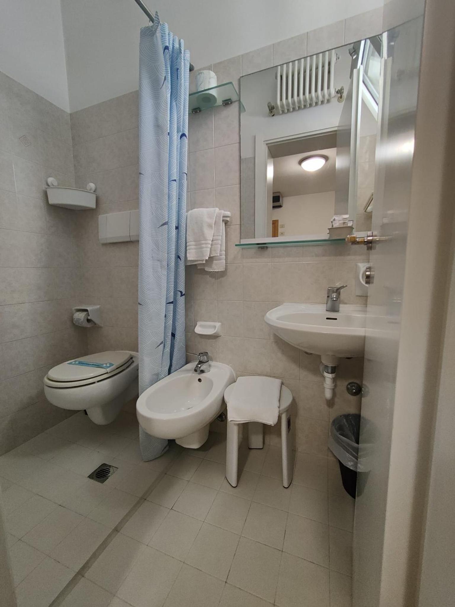 Hotel Villa Lina 57/62