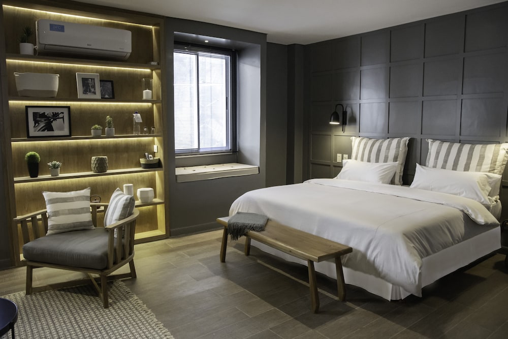 Carsson Hotel 26/67