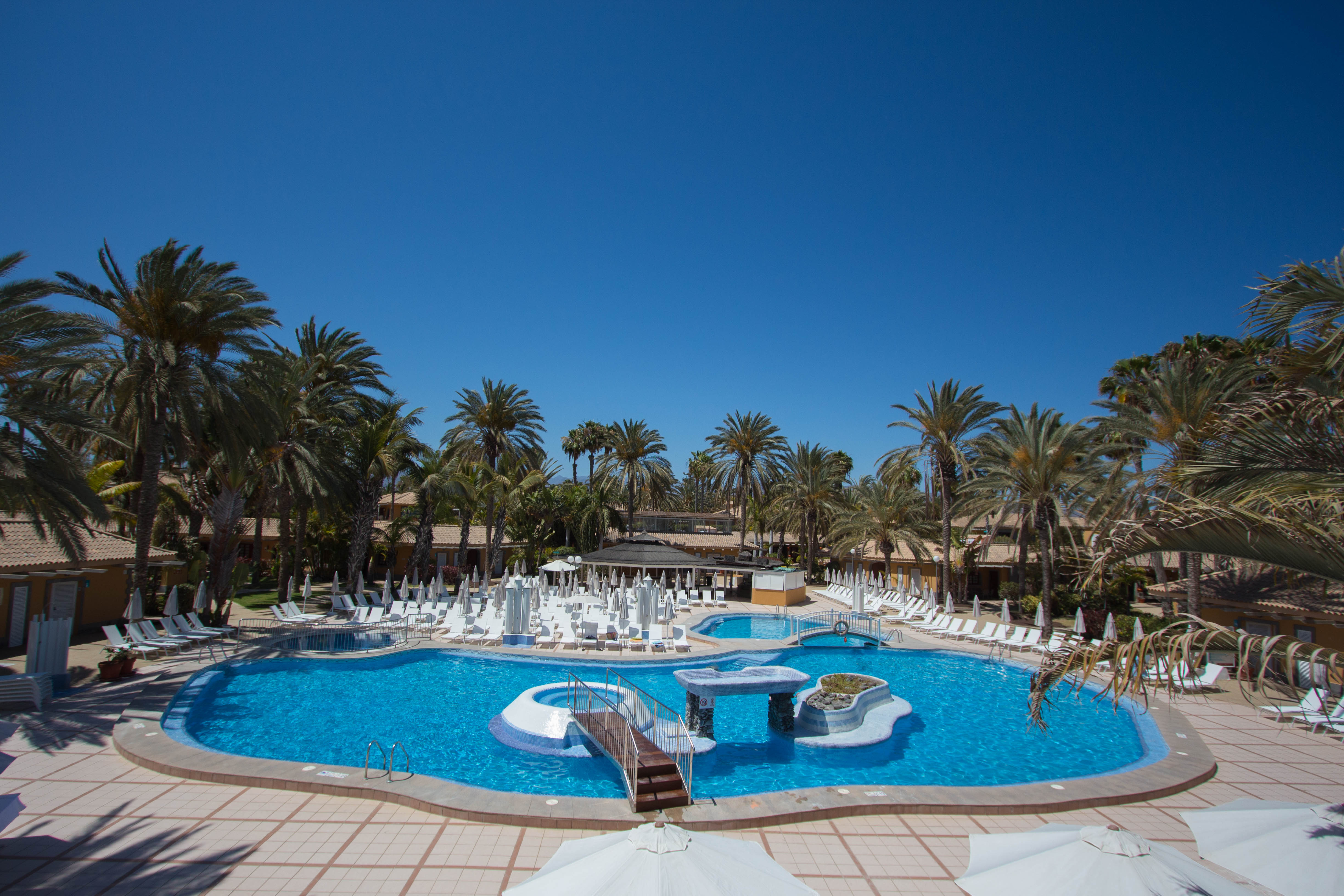 Suites & Villas by Dunas 30/63