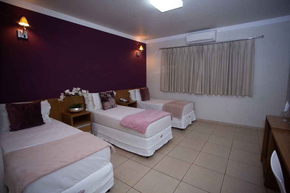 Havana Express Hotel 13/28