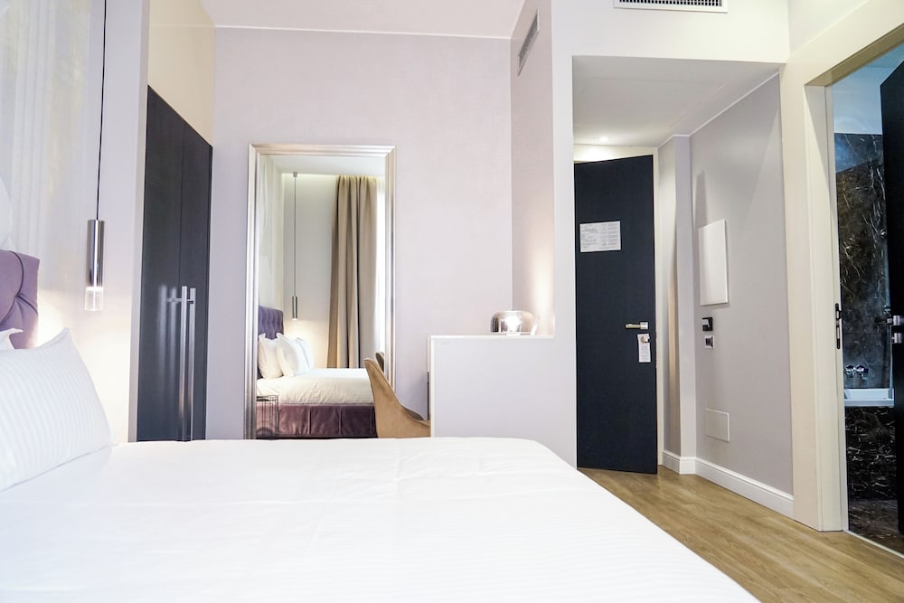 Style Hotel 12/48